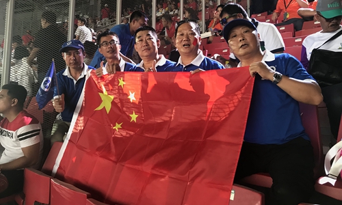 印尼亚运开幕式, 中国企业纽恩泰空气能在现场为中国队助威